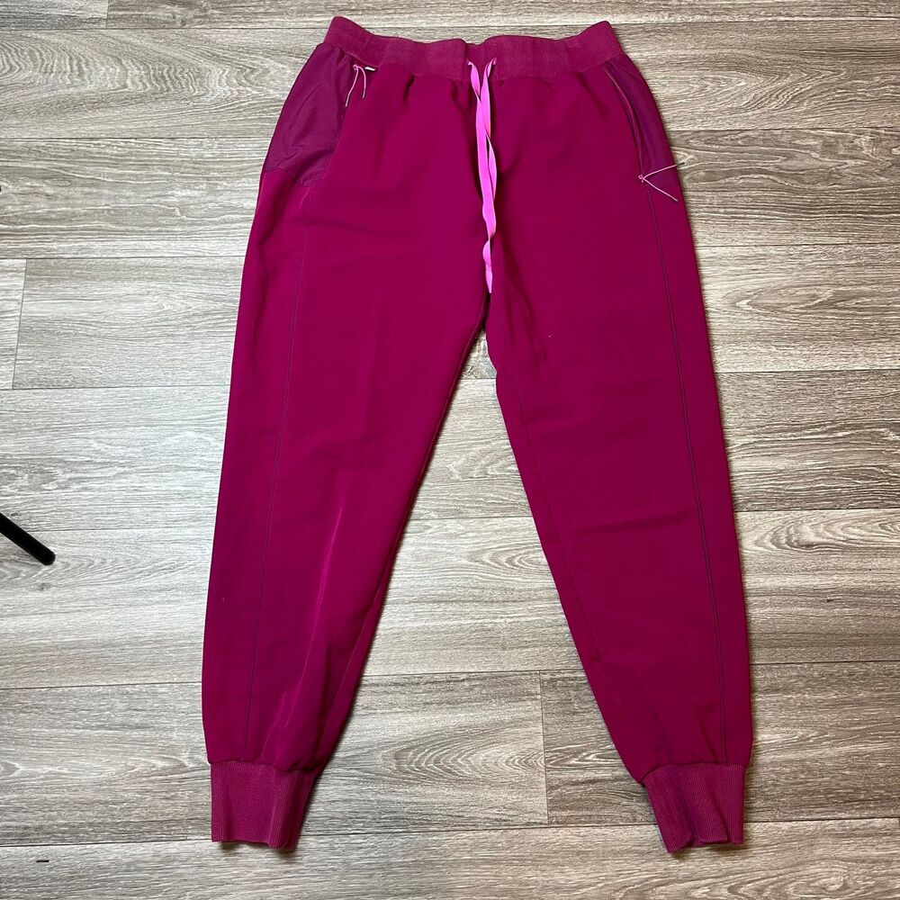 Figs Women's Magenta Track Joggers